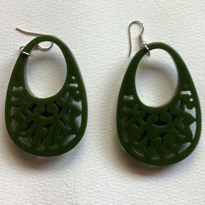 Bakelite earrings. Brand new and come in one other color: amber